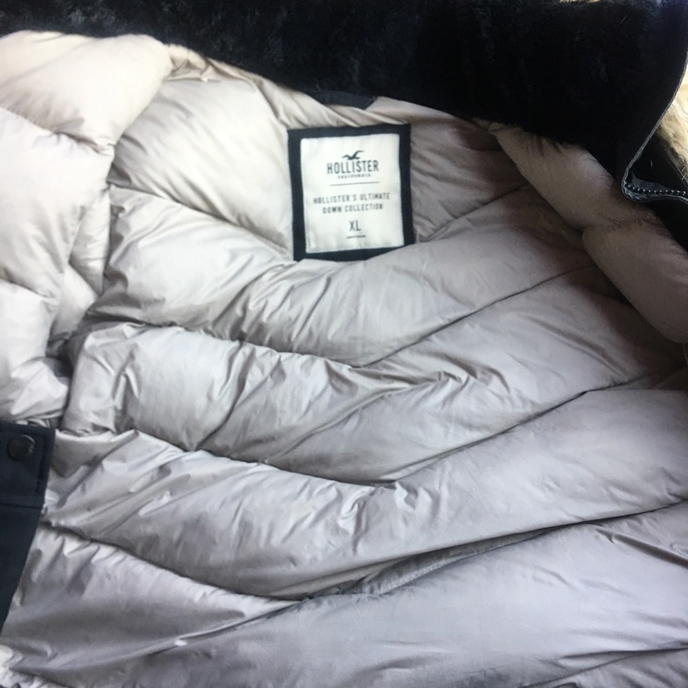 Holister Down Jacket